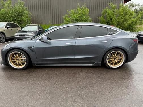 2020 Tesla Model 3 Performance
