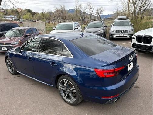 2017 Audi A4 2.0T Prestige