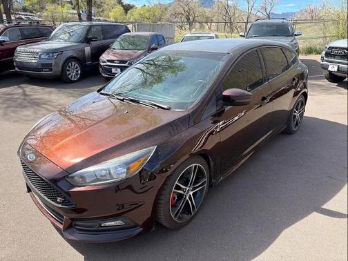 2018 Ford Focus ST 
