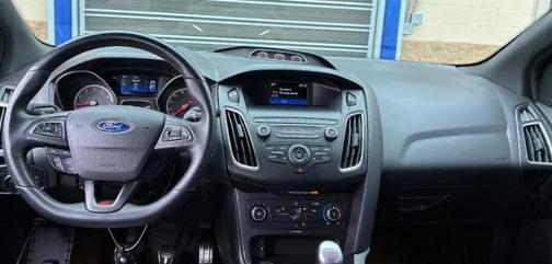 Shadow Black 2018 Ford Focus ST