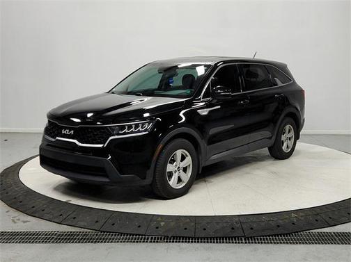 2022 Kia Sorento LX