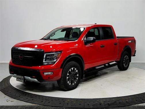 2024 Nissan Titan PRO-4X