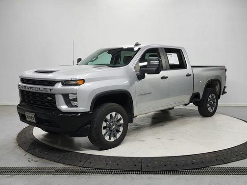 Silver Ice Metallic 2023 Chevrolet Silverado 2500 Custom