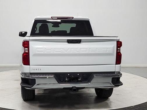 Summit White 2023 Chevrolet Silverado 1500 LT