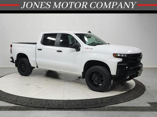 Summit White 2019 Chevrolet Silverado 1500 LT Trail Boss
