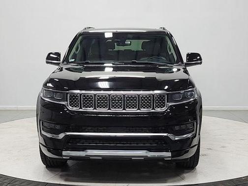 Diamond Black Crystal Pearlcoat 2023 Jeep Grand Wagoneer Series II 4x4
