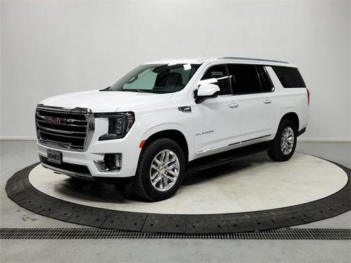 2022 GMC Yukon XL SLT
