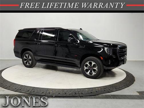 2023 GMC Yukon XL 4WD AT4