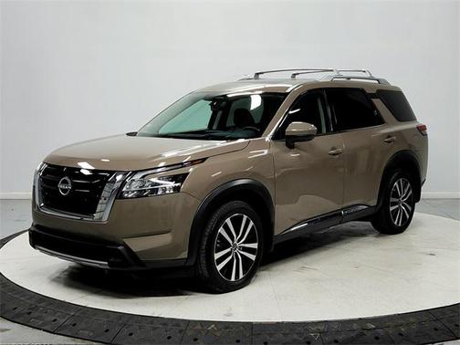 2024 Nissan Pathfinder Platinum 4WD