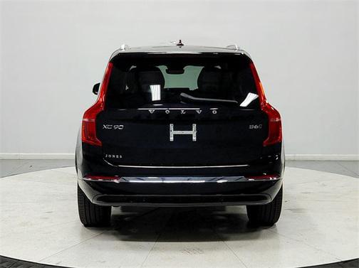 2024 Volvo XC90 B6 Plus Bright Theme 7-Seater