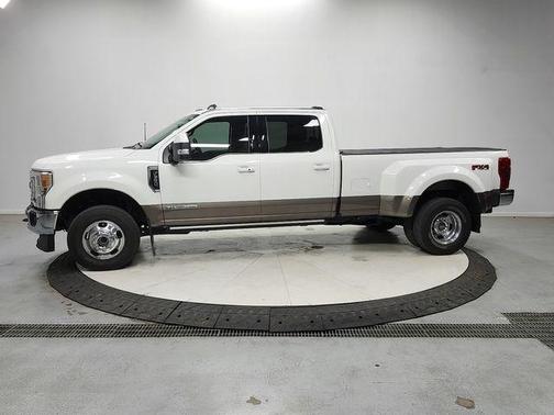 STAR WHITE 2022 Ford F-350 King Ranch