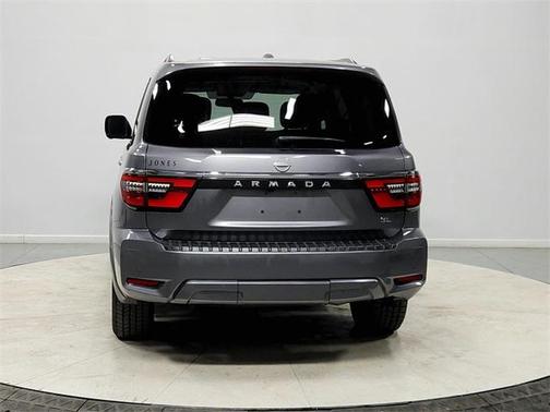 2023 Nissan Armada SL 2WD