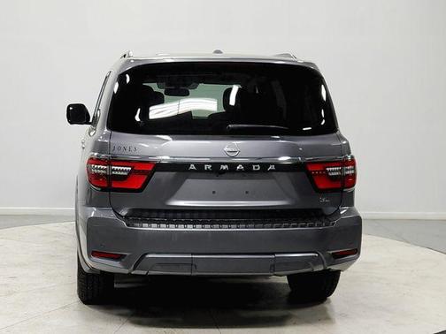 2023 Nissan Armada SL 2WD