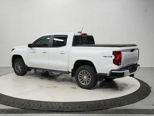 Summit White 2024 Chevrolet Colorado LT
