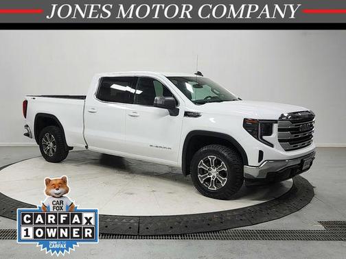 Summit White 2024 GMC Sierra 1500 SLE