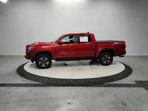 Barcelona Red Metallic 2017 Toyota Tacoma TRD Sport
