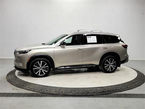2025 INFINITI QX60 SENSORY