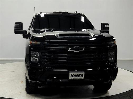 2024 Chevrolet Silverado 2500 Custom