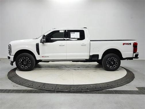 2025 Ford F-250 Platinum