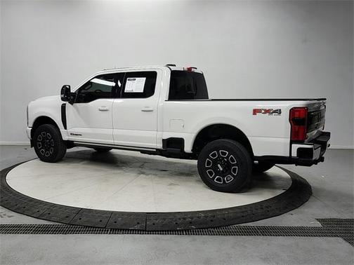 2025 Ford F-250 Platinum