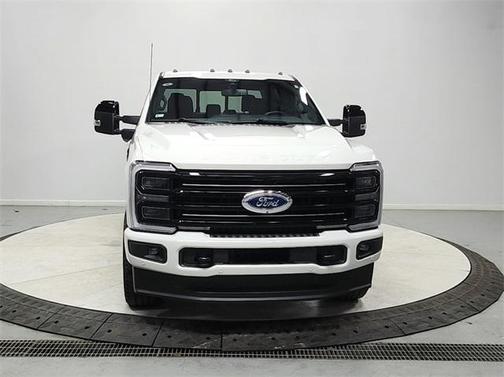 2025 Ford F-250 Platinum