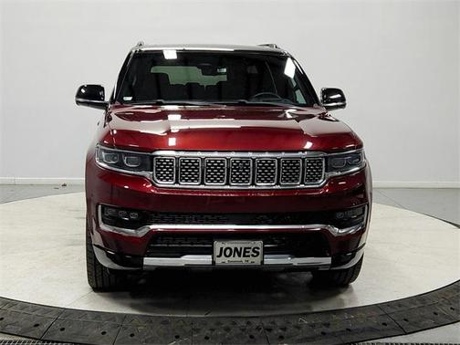 2023 Jeep Grand Wagoneer L Series II 4x4