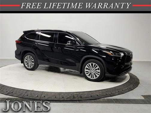 2023 Toyota Highlander Platinum