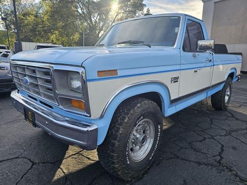 1986 Ford Pickup Truck Base