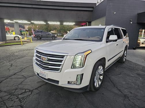 2016 Cadillac Escalade ESV Sport Platinum