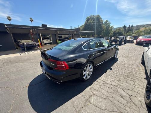 2018 Volvo S90 T6 Inscription