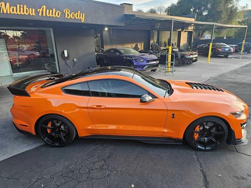 2020 Ford Shelby GT500 Base