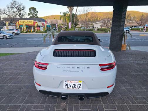 2017 Porsche 911 911 Carrera S