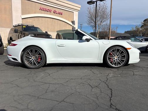 2017 Porsche 911 911 Carrera S