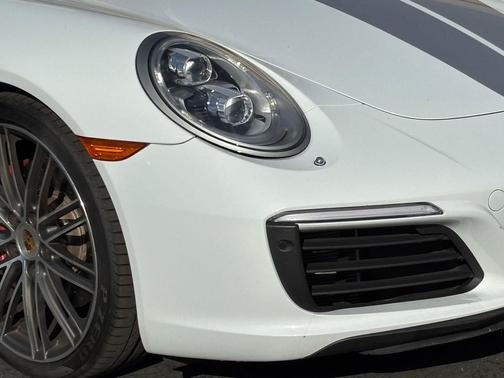 2017 Porsche 911 911 Carrera S
