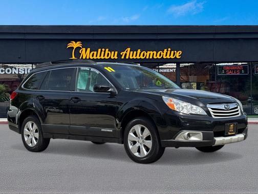 BLACK 2011 Subaru Outback 2.5 i Limited