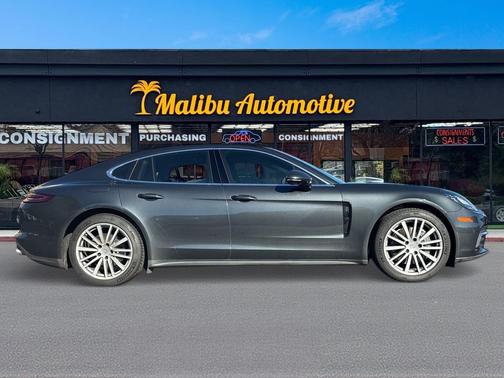 2018 Porsche Panamera 4S