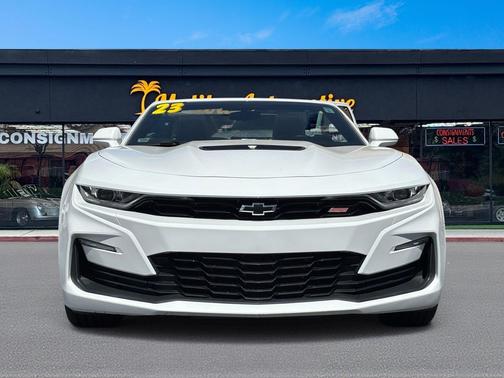 Summit White 2023 Chevrolet Camaro 1SS