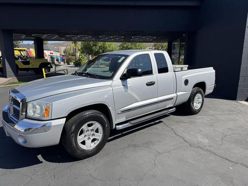 2005 Dodge Dakota Laramie Club Cab