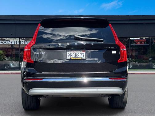 Onyx Black Metallic 2022 Volvo XC90 Recharge Plug-In Hybrid T8 Inscription Expression 6 Passenger