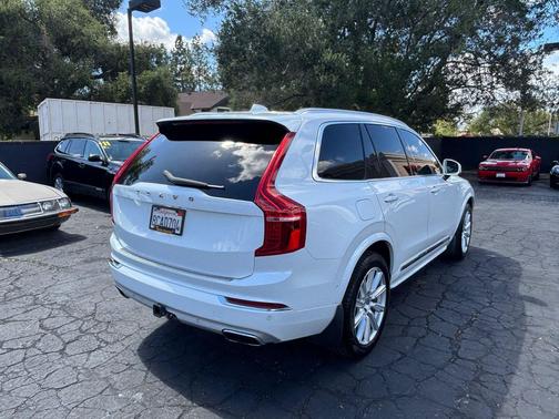WHITE 2018 Volvo XC90 T6 Inscription