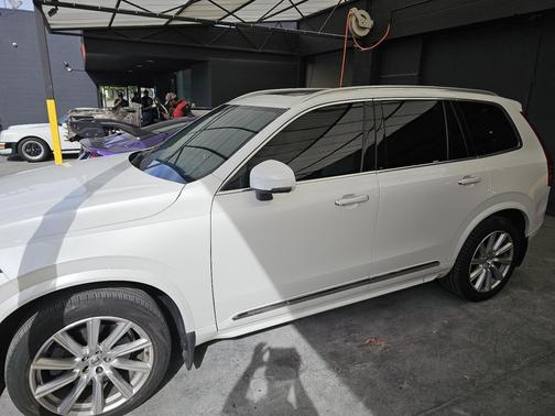 2018 Volvo XC90 T6 Inscription