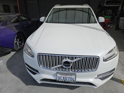 2018 Volvo XC90 T6 Inscription