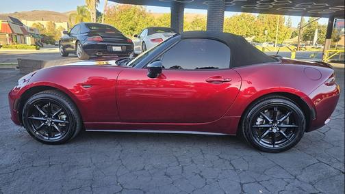 2023 Mazda MX-5 Miata Sport