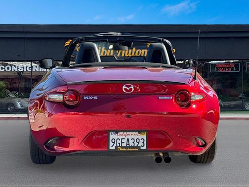 2023 Mazda MX-5 Miata Sport