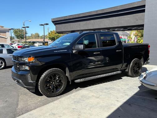 2021 Chevrolet Silverado 1500 Custom