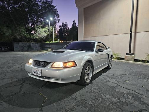 2001 Ford Mustang GT
