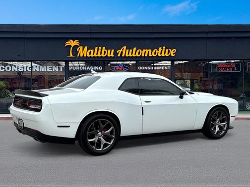 2015 Dodge Challenger SXT Plus