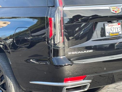 2024 Cadillac Escalade ESV Sport