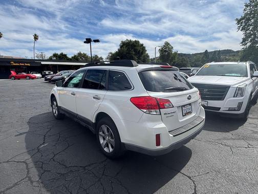 2014 Subaru Outback 2.5i Limited