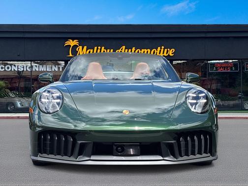 GREEN 2026 Porsche 911 Targa 4 GTS